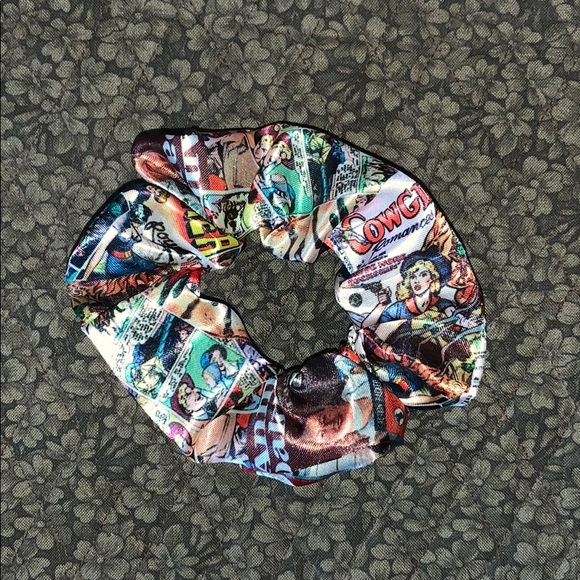 𝑾𝒆𝒔𝒕𝒆𝒓𝒏 𝑪𝒐𝒎𝒊𝒄𝒔 𝑺𝒄𝒓𝒖𝒏𝒄𝒉𝒊𝒆 - Picture 2 of 4